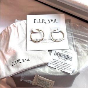 ⚡️Stunning One of a Kind Brand New Ellie Vail Laurette Medium Hoop Earrings ⚡️